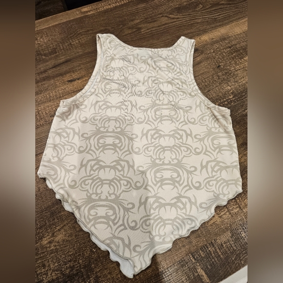 FOREVER21 Patterned Tank Top - Picture 2 of 5